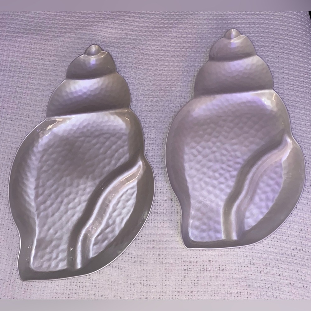 Set of 2 NWOT Sigrid Olsen Melamine Large Serving Platter Tray Conch Shell